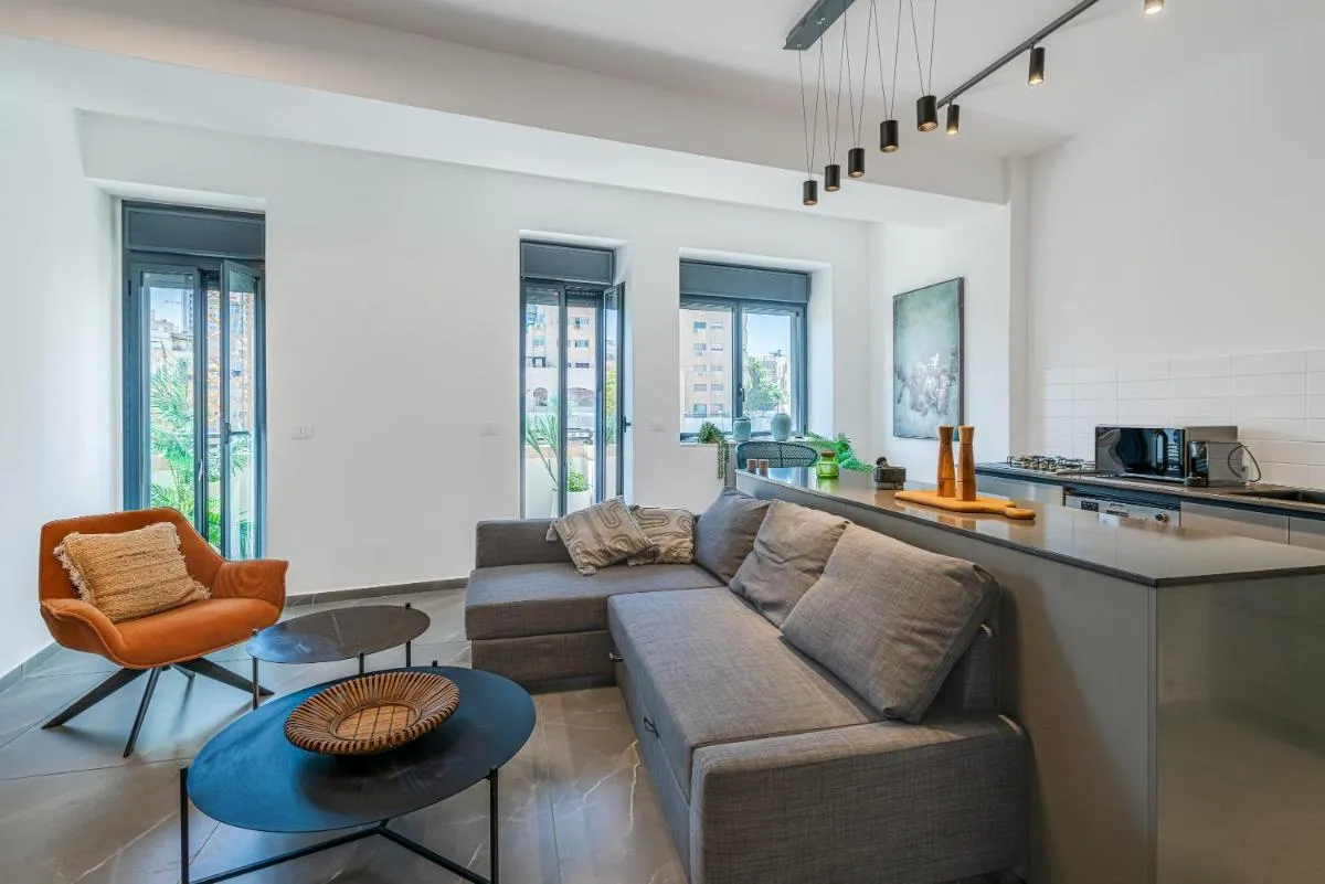 Image 3 of Amazing 2BR Agripas Jerusalem By Holiday Rentals