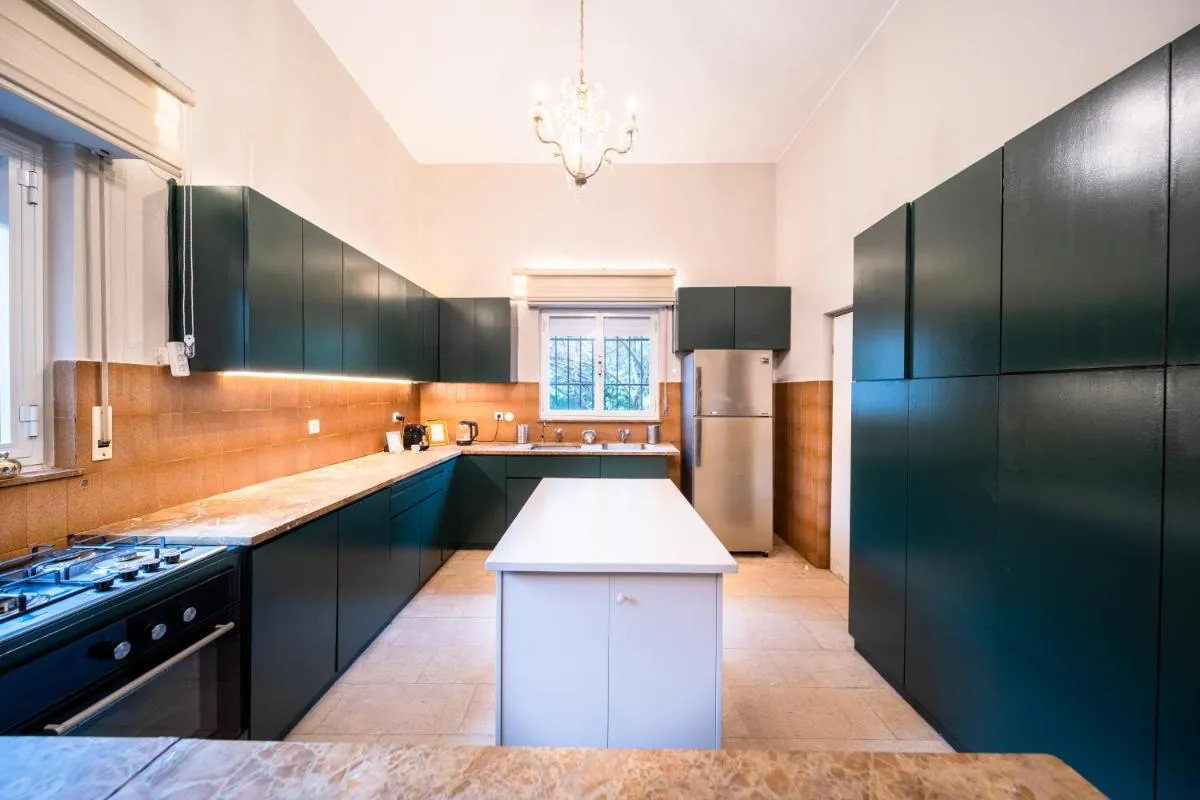 Image 3 of Art Apartment In Mamila – Villa Rehavia