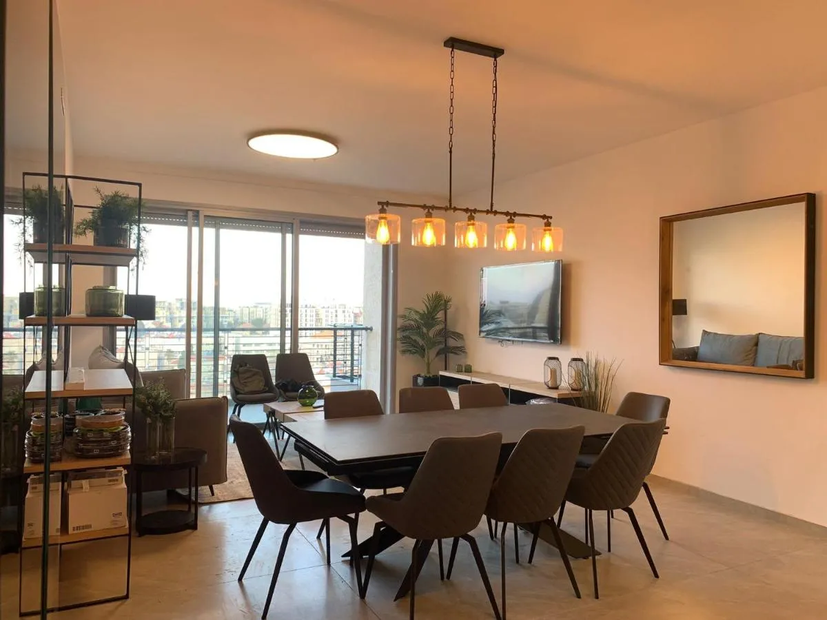 Image 2 of Brand New 3 Bedroom Apartment in Shalem Tower