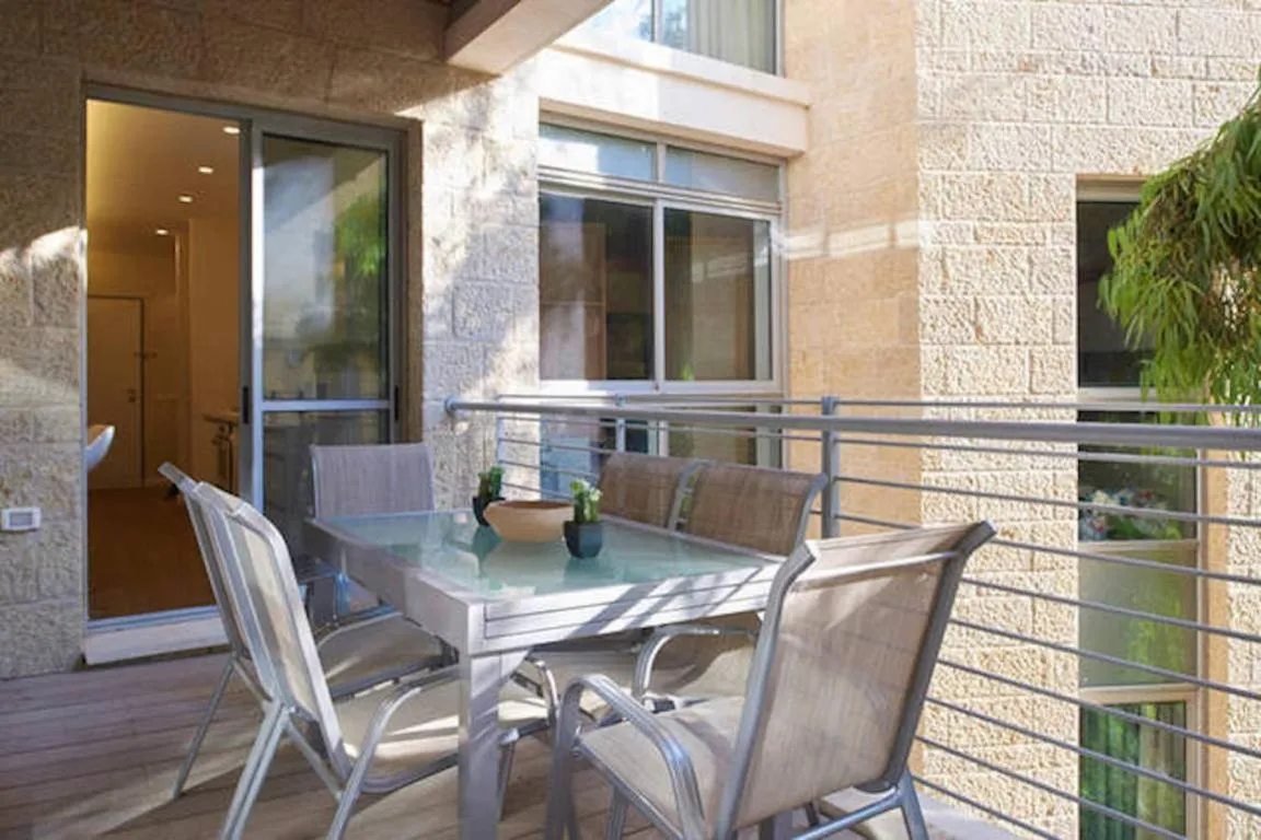 Image of Chic & Quiet Apartments in City Center by FeelHome