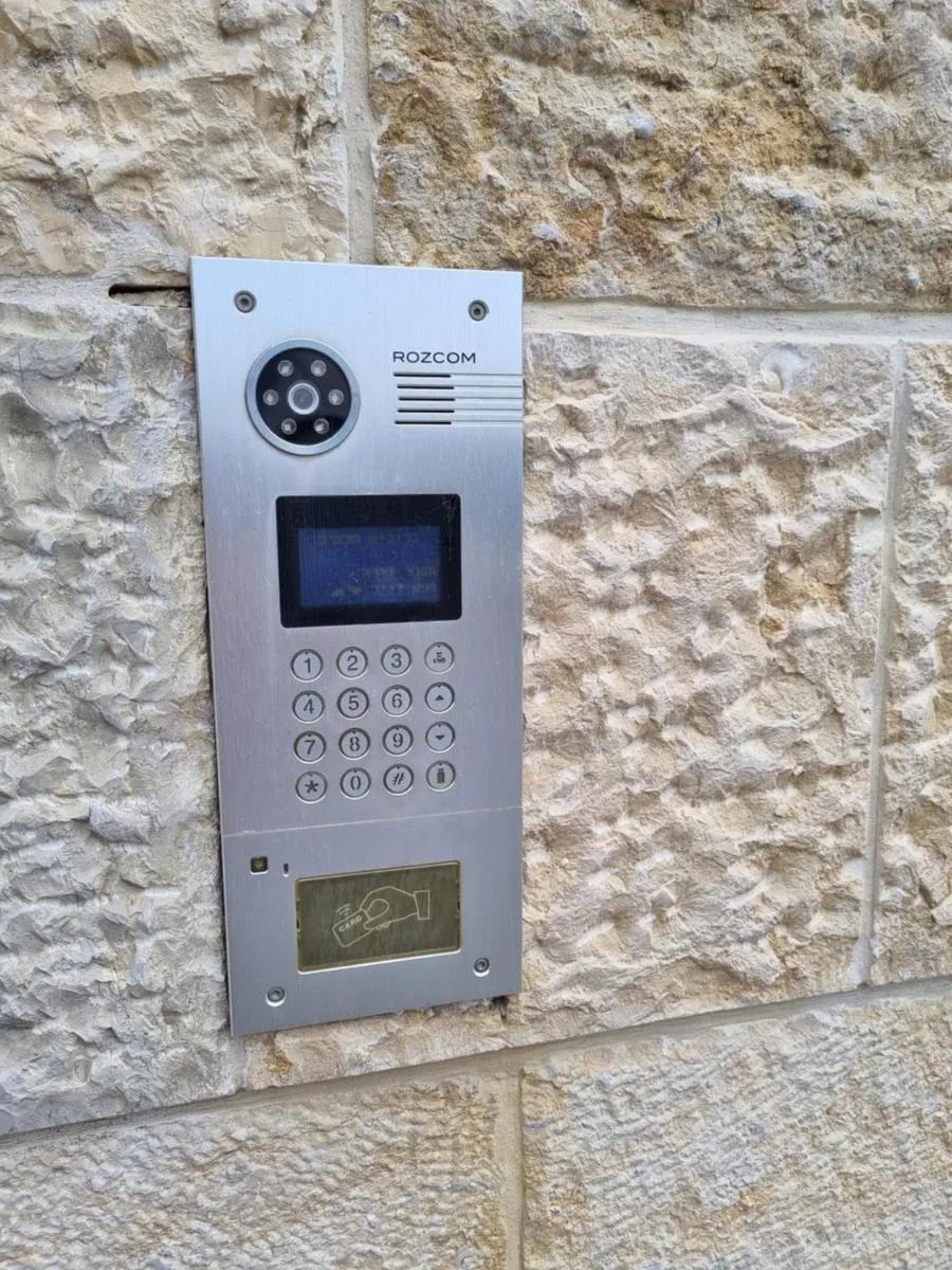 Image 1 of Cute Studio near Yad Vashem FREE street parking