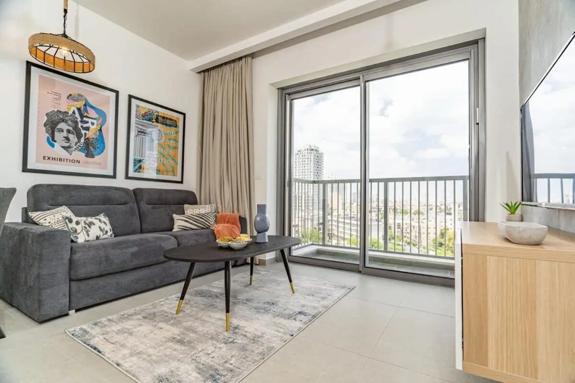 Image of Exclusive 1 Bdm Apartment Parking City Center