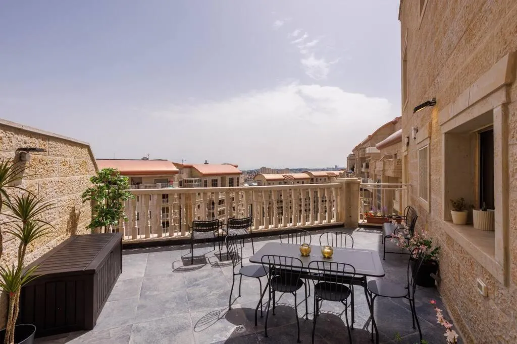 Image of Grand Jerusalem Luxury Apartment By Nimizz