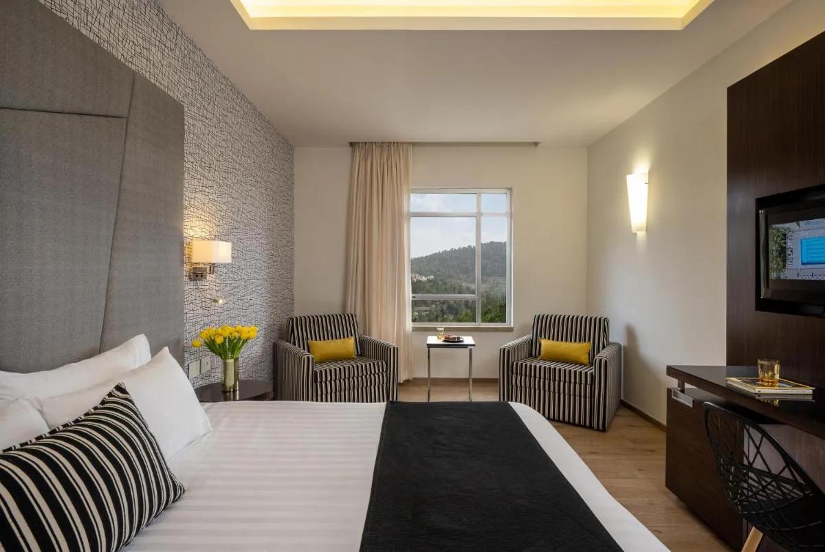 Image 5 of Hotel Yehuda