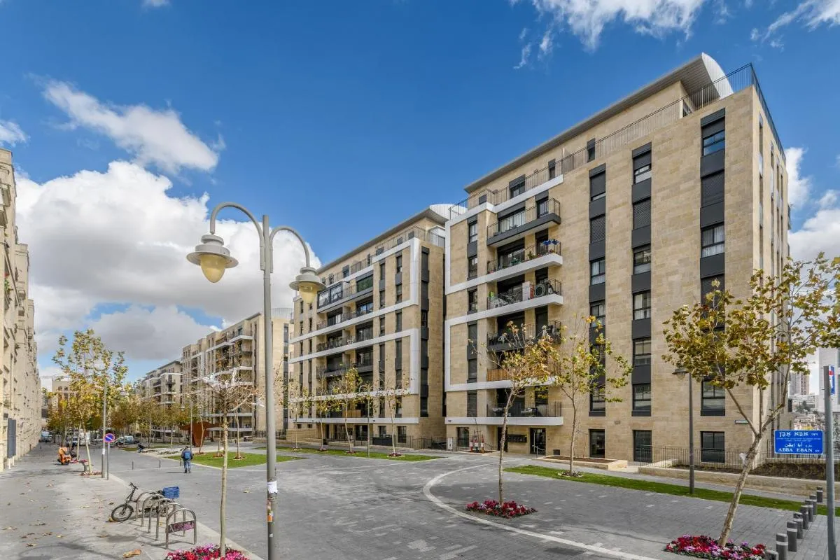 Image 5 of Luxurious Huge 2BDR&2Bth w Parking- mahne yehuda sea-u jerusalem