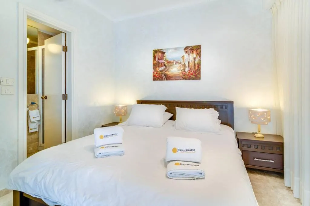Image 1 of Mamilla Pool – David’s Village – Jerusalem-Rent