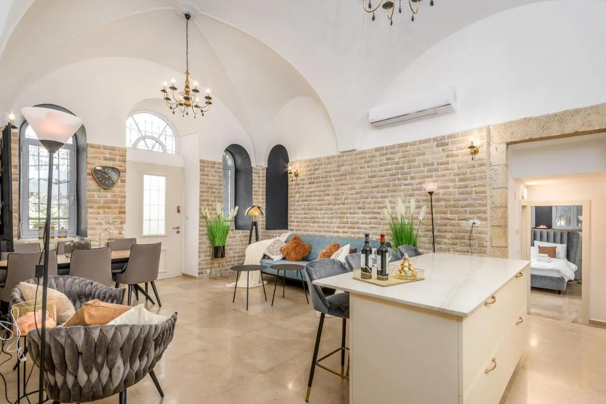 Image 2 of Nina Luxury Apartment