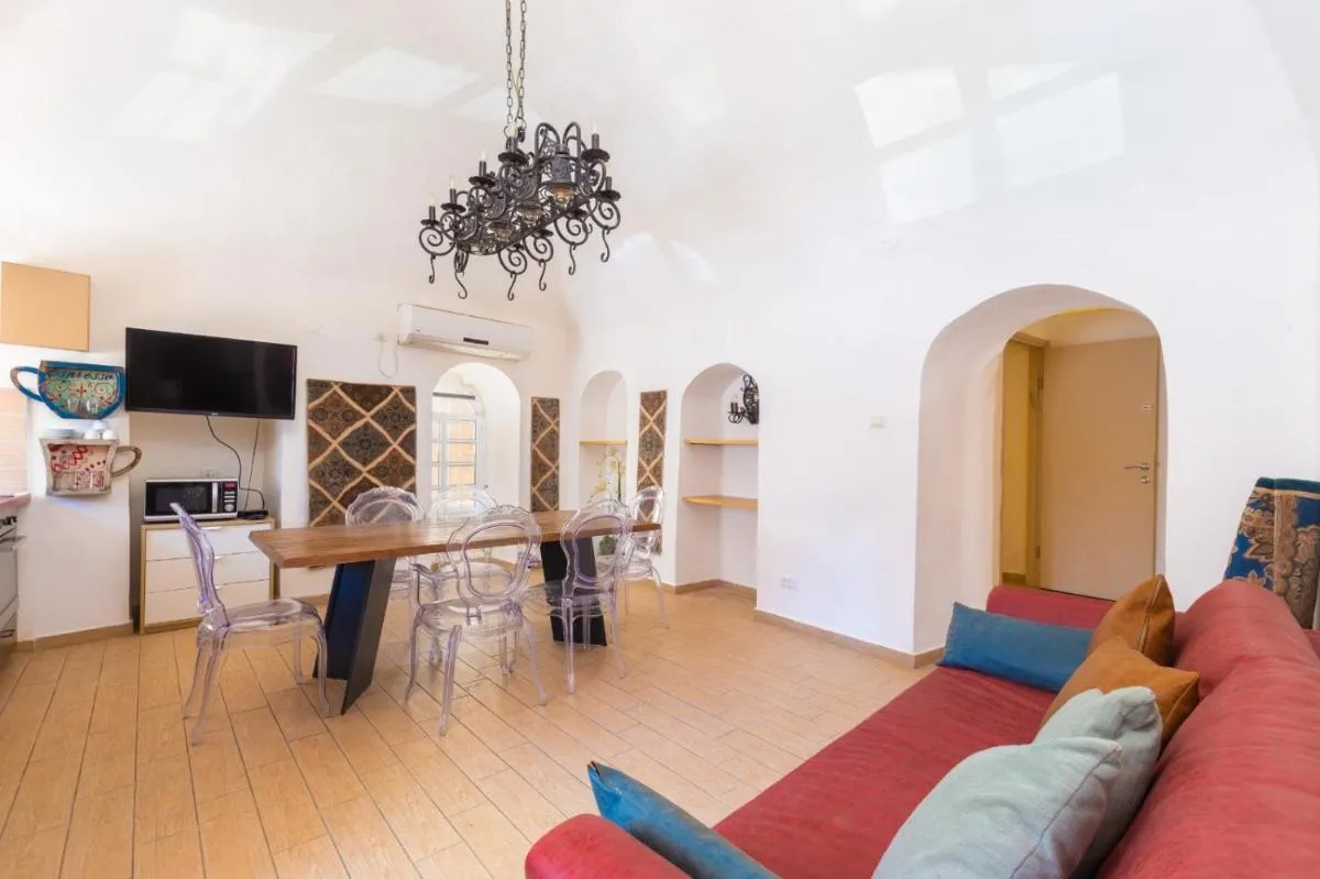Image 3 of Private House 5 BDR In Mamilla up to 12 People !