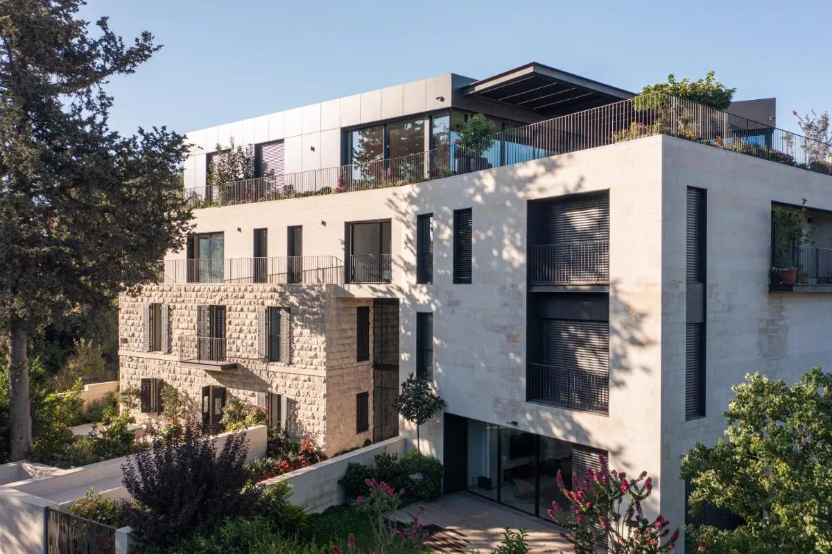 Image 3 of THE Y HOUSE