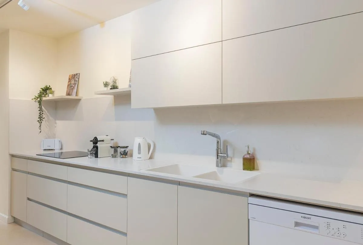 Image 2 of The Pearl of Nachlaot Apartments
