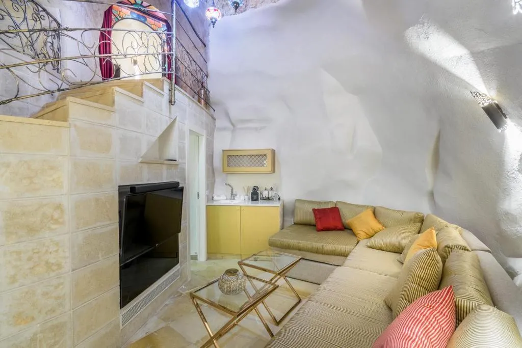 Image 4 of Western Wall Luxury House – Avraham