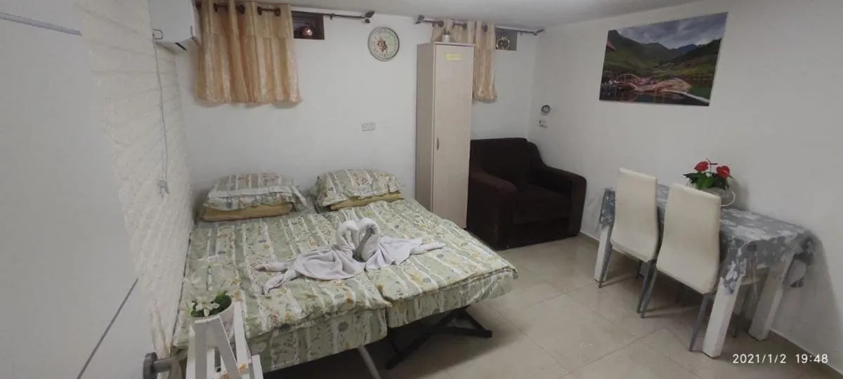 Image 5 of Yair room apartment