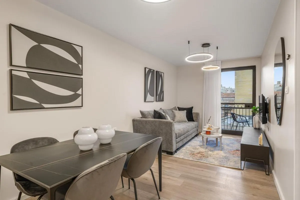 Image 4 of Yashar Suites JLM