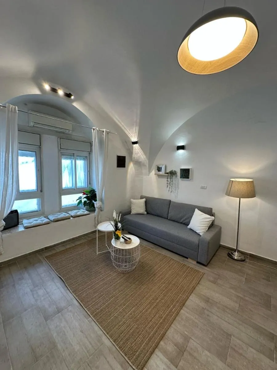 Image 3 of Apartment in front of the market