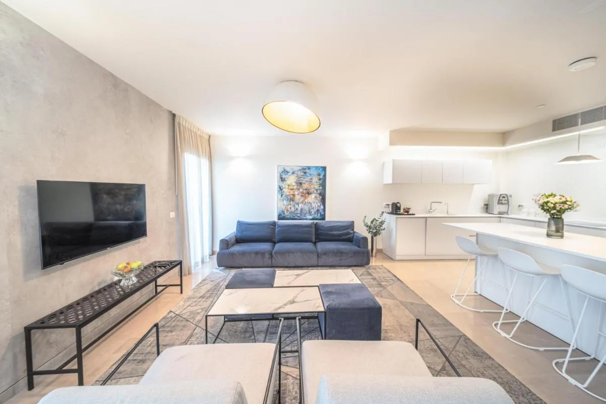 Image 3 of Art Apartment In Mamila – Mamila Residence