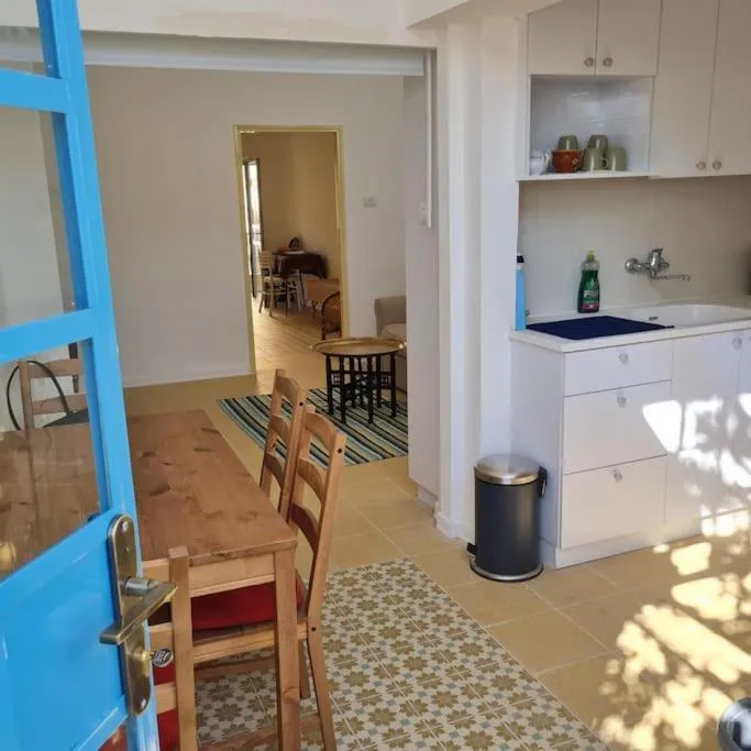 Image 6 of Bright, quiet charming getaway ideally located