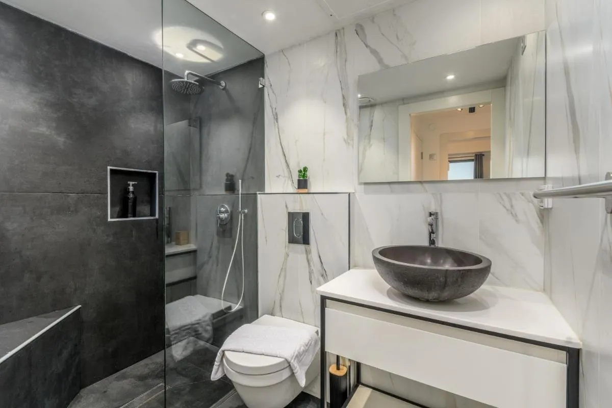 Image 2 of City Apartment with Stunning View