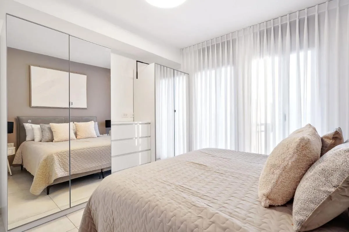 Image 4 of Deluxe 1 Bedrooms Apartment Terrace in City Center