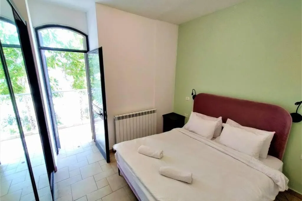 Image 1 of Family Apartment near Old City