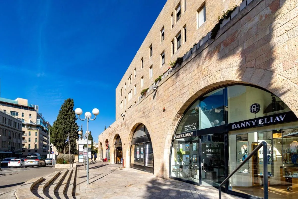 Image 5 of King David Apartment – J&J