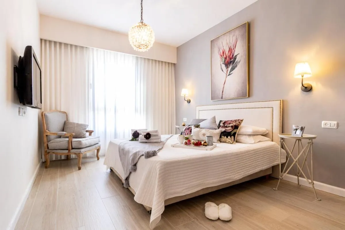 Image 1 of King David Apartment – J&J