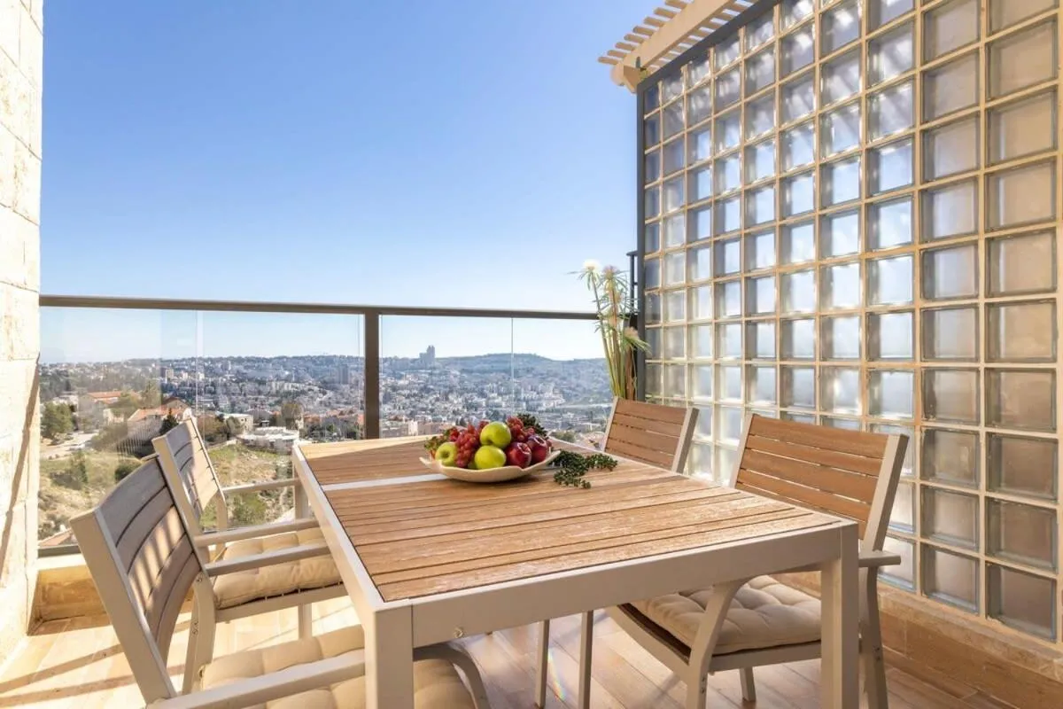 Image 3 of Luxury 4 Bedroom With Amazing View In Ramat Sharet Bayt Vegan