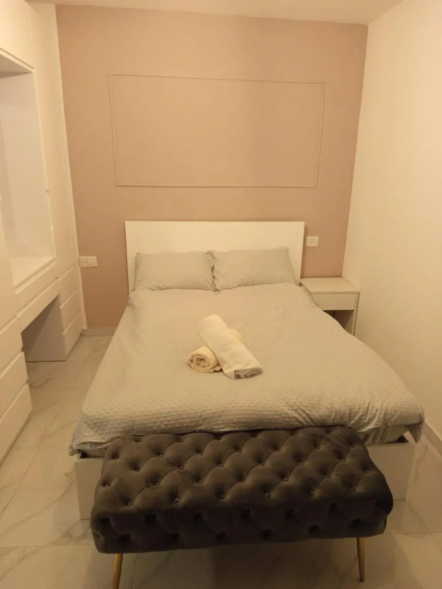 Image 6 of Mini penthouse in heart of jlm