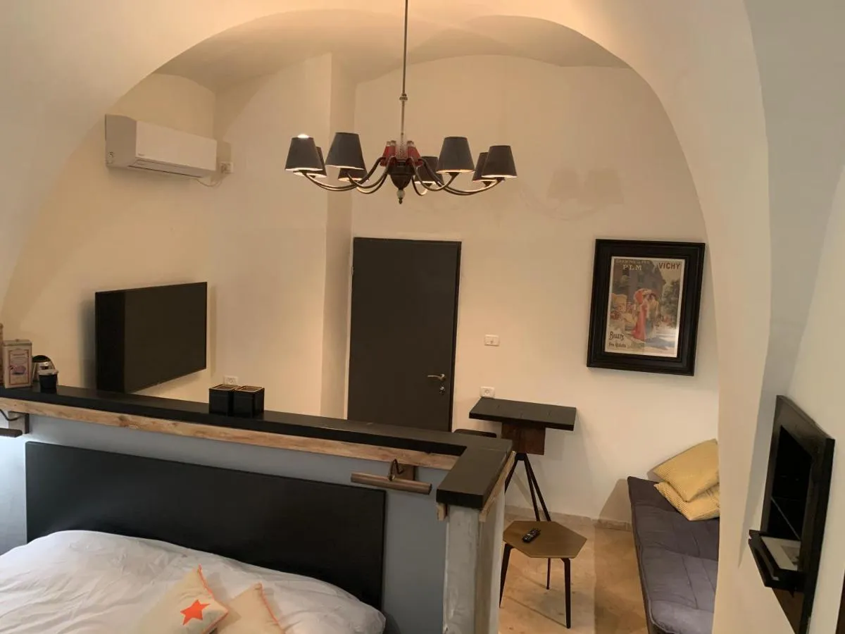 Image 2 of REENE Boutique Suites The Campari Suite