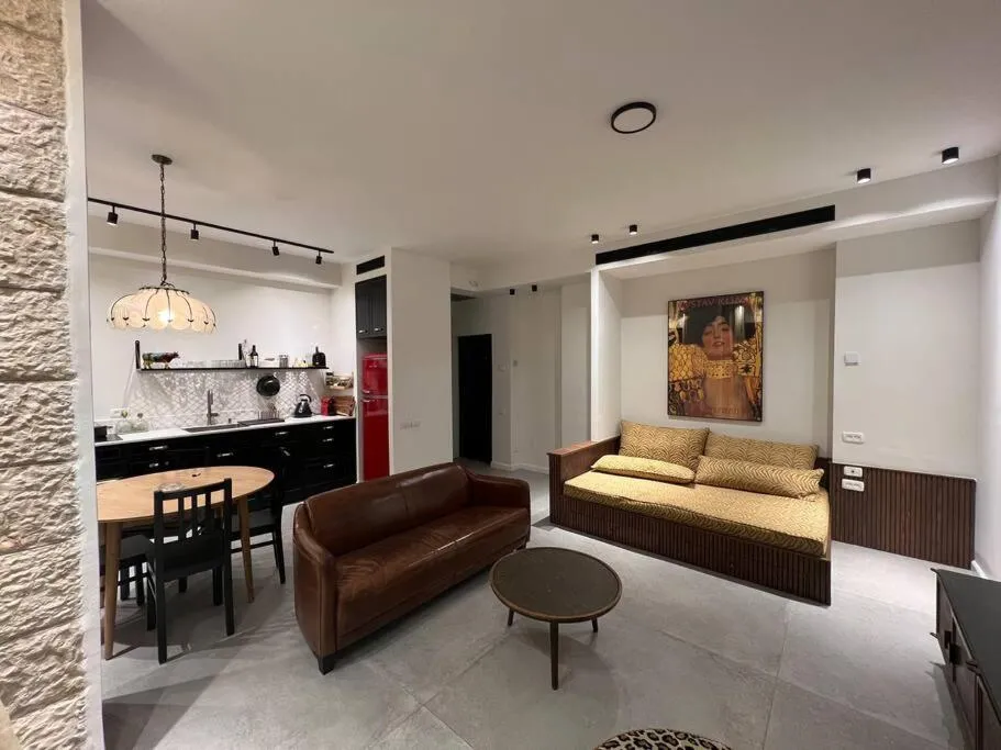 Image 3 of Rosa’s place