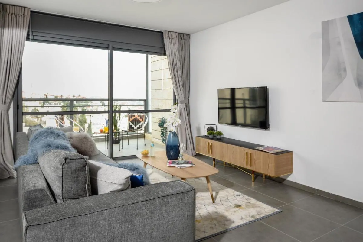 Image 4 of Savyoney Ramat Sharet By Isrentals- 3 Bedrooms