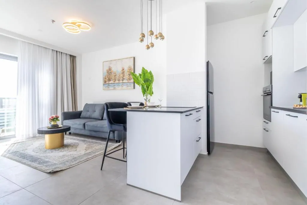 Image of Stunning 1 Bedroom In City Center