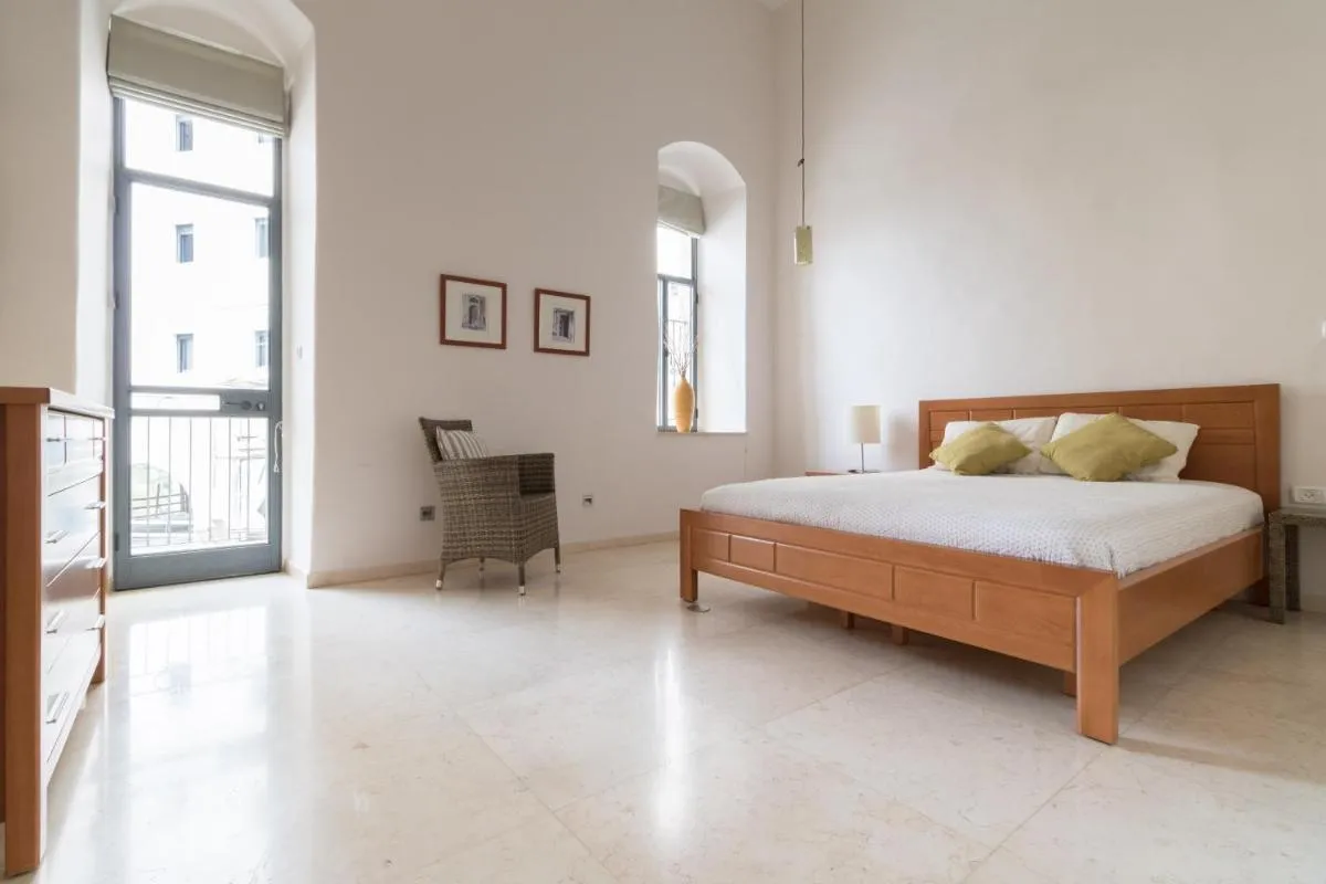 Image 6 of The Jerusalem stone Duplex near Mamilla